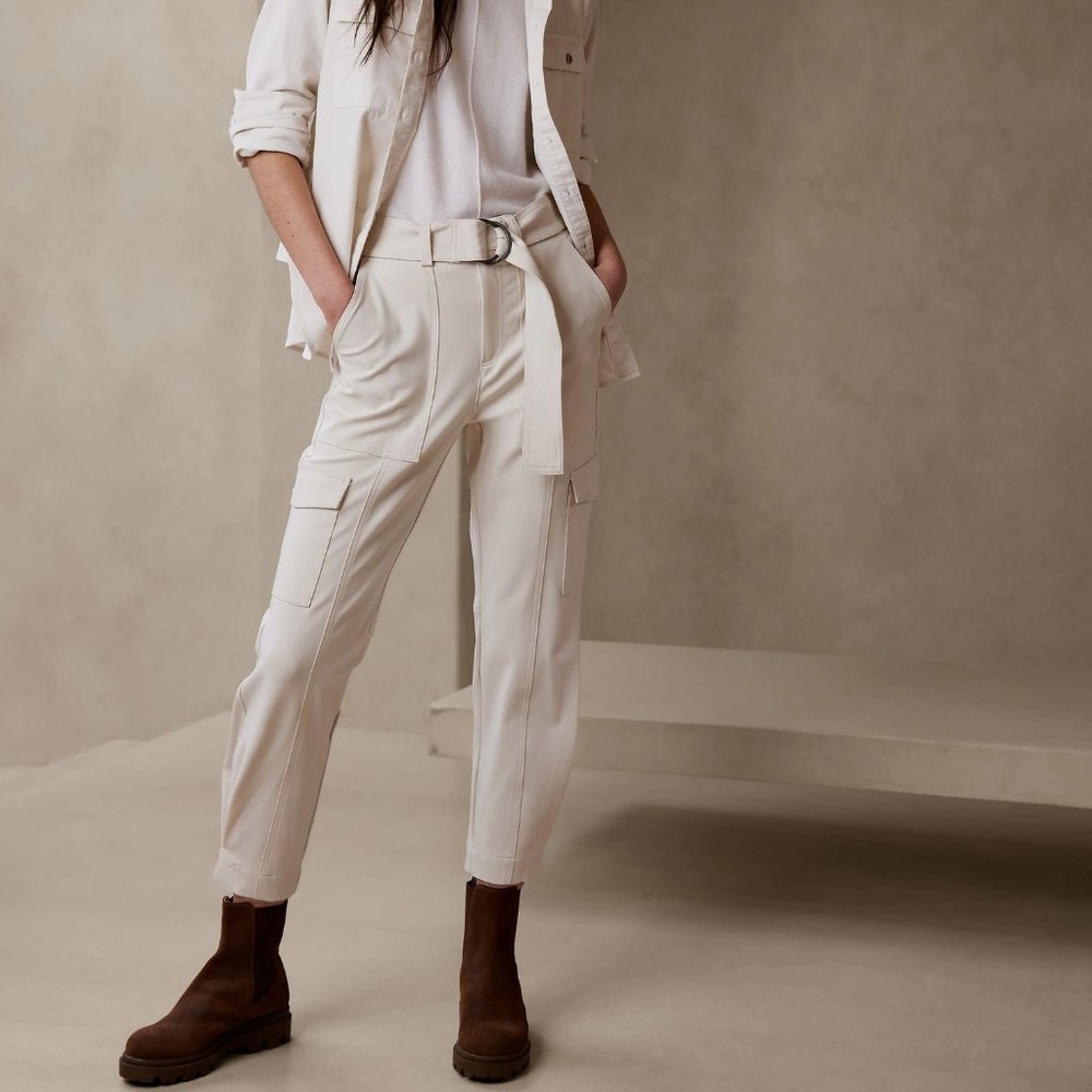 Banana Republic High Rise Slim Fit Stretch Cargo Pants - Petite Length
